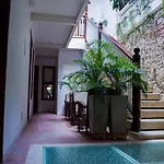 Casa Ebano 967