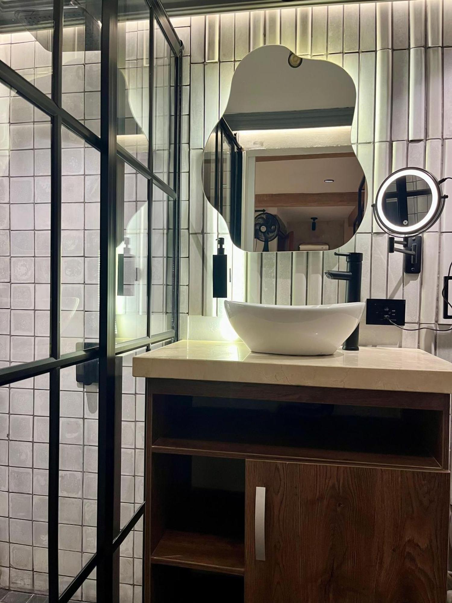 Casa Ebano 967 Hotel